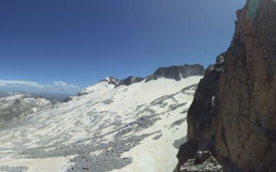 Privileged views of Pyrenees glaciers